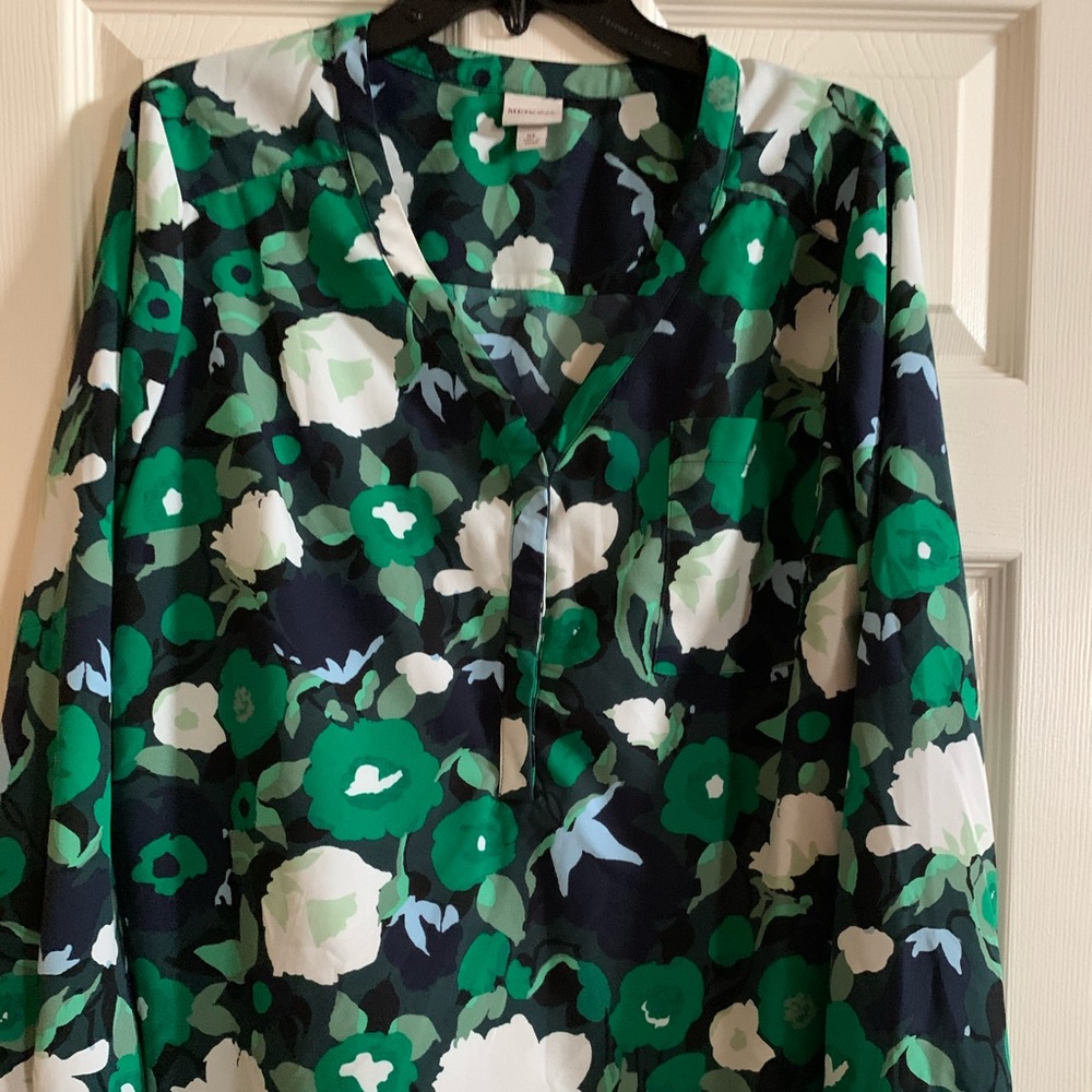 Blue, green and white “gardenia” blouse